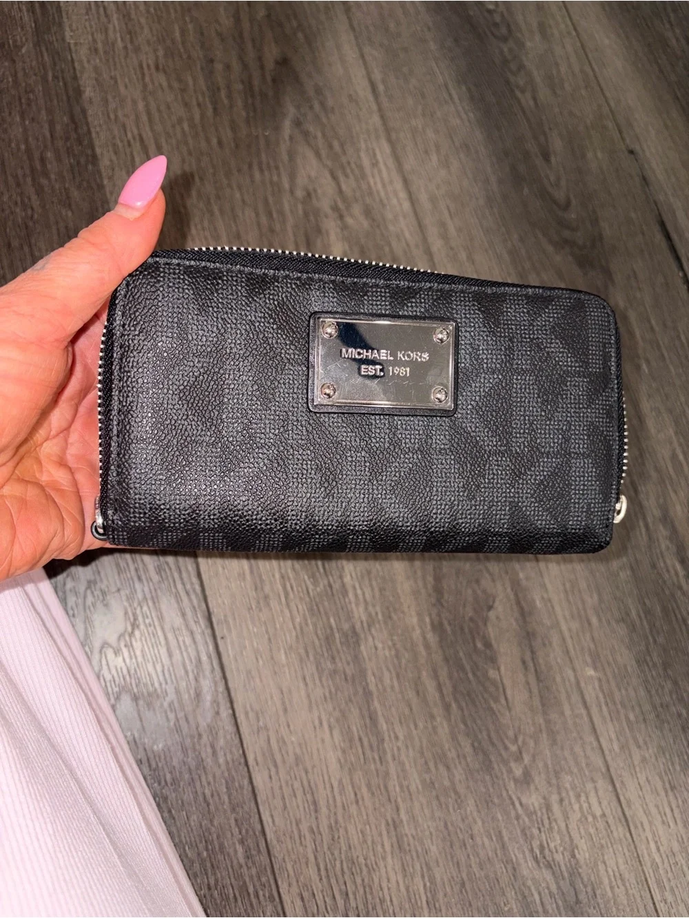 Michael Kors black pebbled